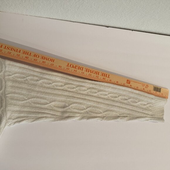 Alo Cable Knit Cropped Winter Bliss Turtleneck Long Sleeve - Picture 7 of 11